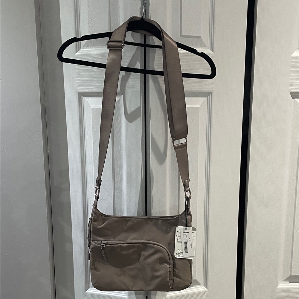 NWT Kyodan Crossbody Bag